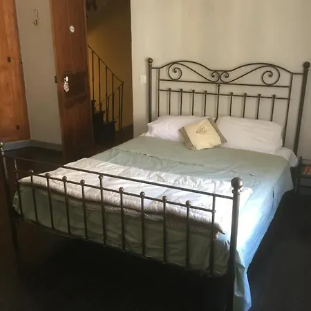 Le Chocolat Menier Bed & Breakfast Premian